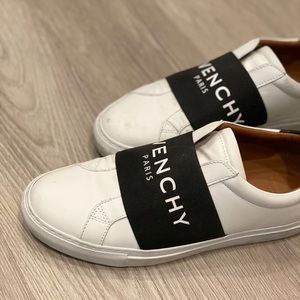 Givenchy sneakers 38.5